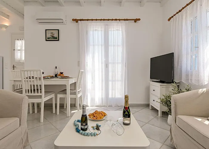 Naxos Affinity Hotel *