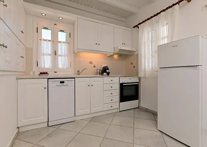 Naxos Affinity * Maragkas