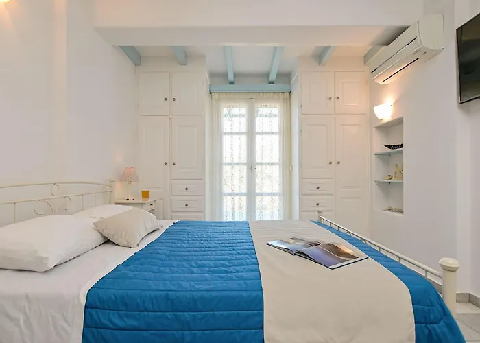 Naxos Affinity Maragkas