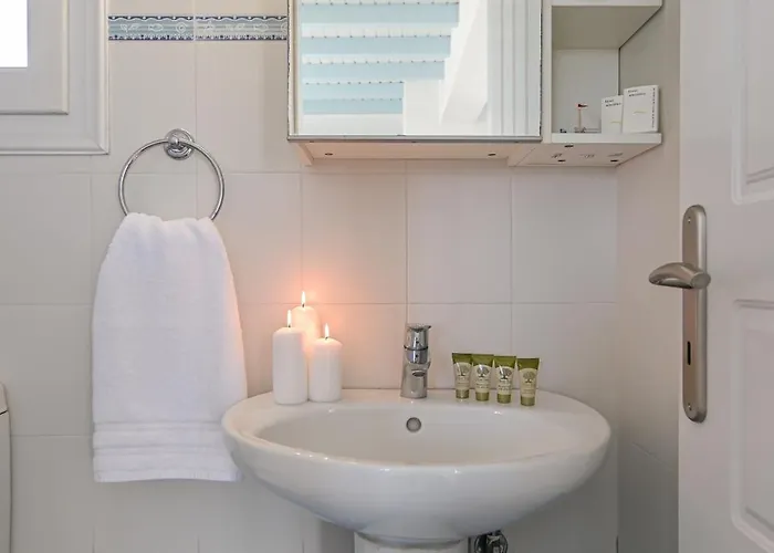 Naxos Affinity Hotel